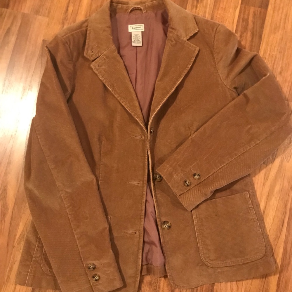 Vintage women’s L.L. bean corduroy jacket